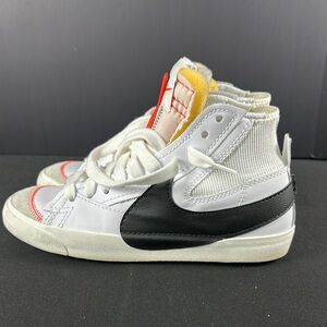 Nike White and Black Men's Sneakers